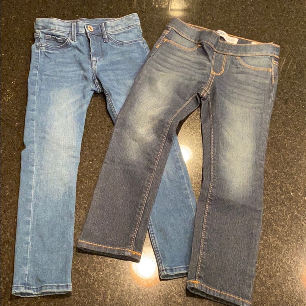 2 pairs jeans. Size 5